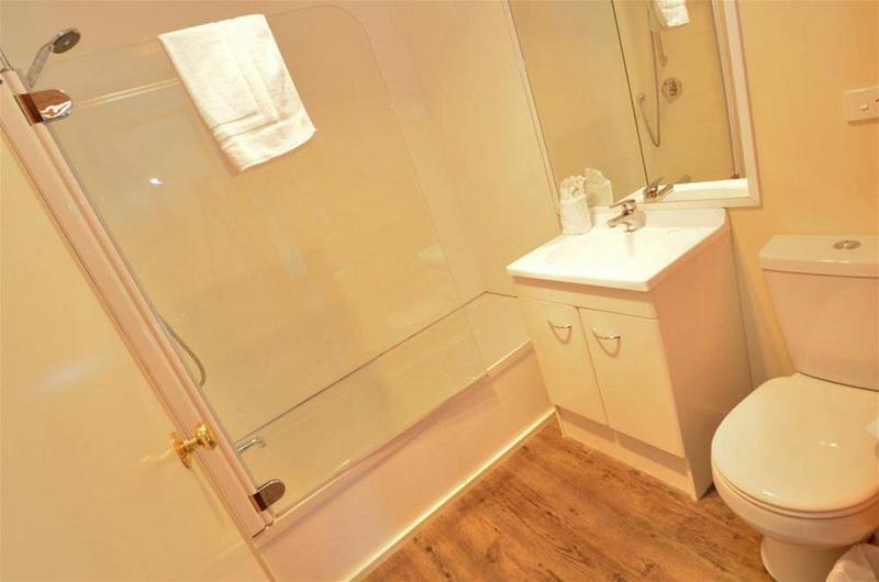 Отель Rainforest Retreat