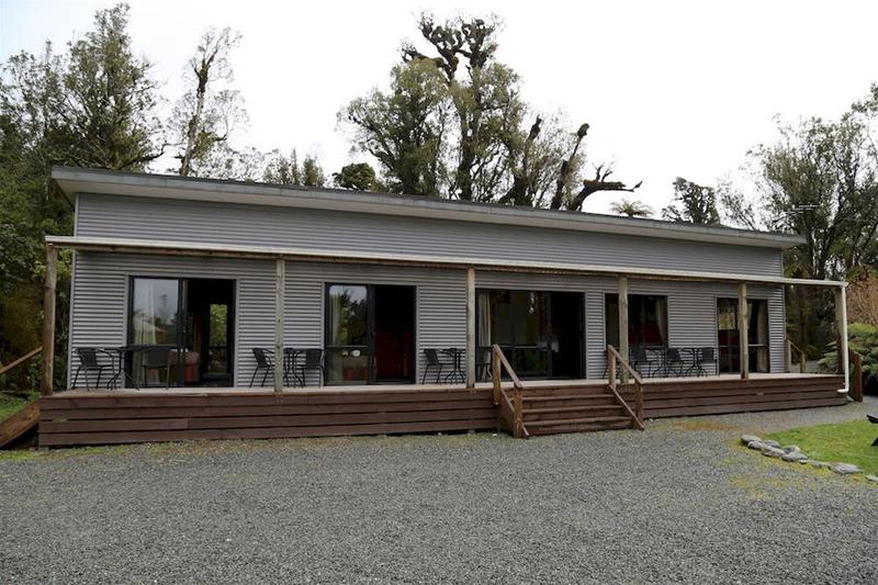 Отель Rainforest Retreat