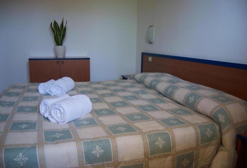 בית מלון כפרי Residence Sciaron