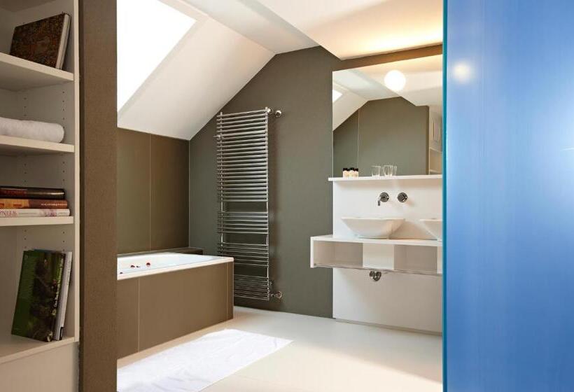 ホテル Restaurant Rössli