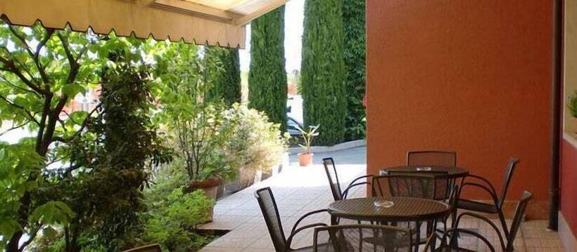 בית מלון כפרי Rometta