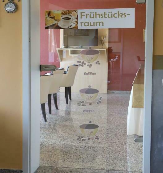 בית מלון כפרי Royal