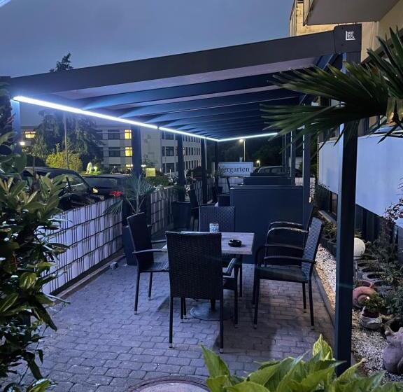 בית מלון כפרי Royal