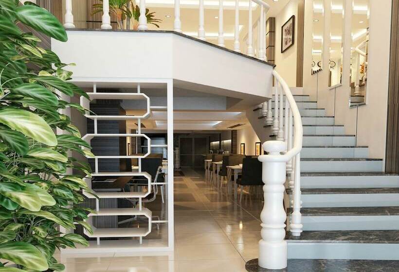 هتل روستایی Hanoi Crystal