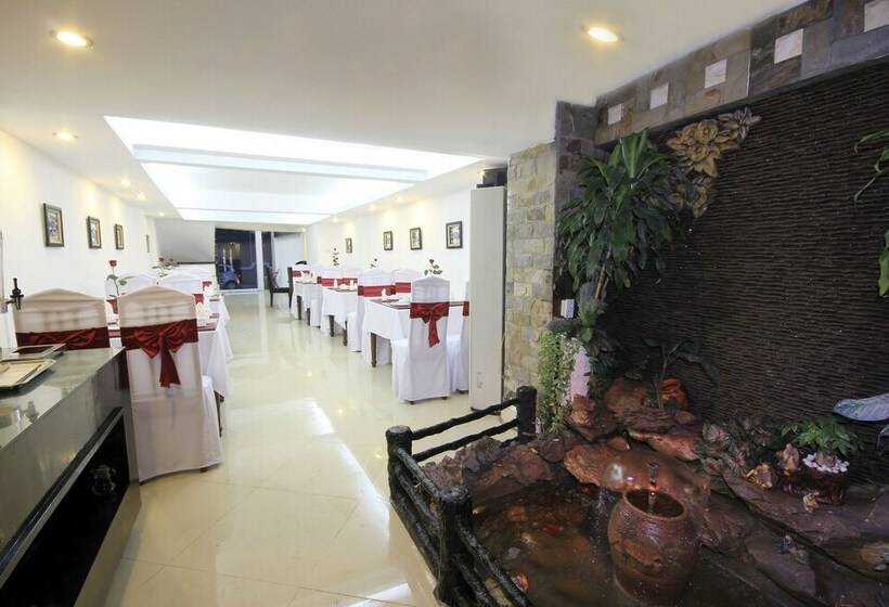 هتل روستایی Hanoi Crystal