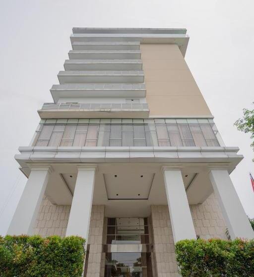 The Capital Hotel Surabaya