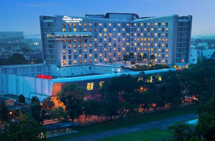 Santika Premiere Dyandra Hotel & Convention   Medan