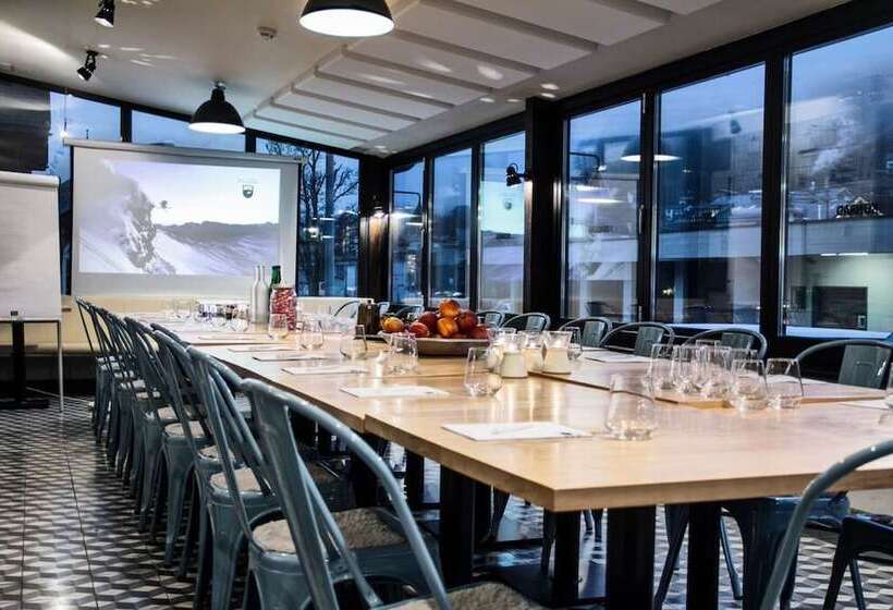 Отель Ski Lodge Engelberg