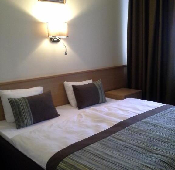 Sky High Hotel Airport 200 Meters From The Terminal