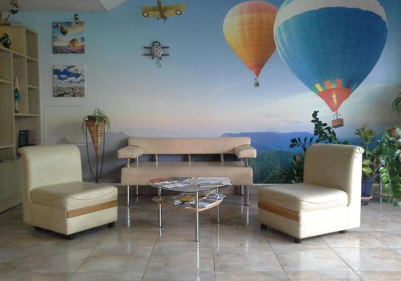 Sky High Hotel Airport 200 Meters From The Terminal