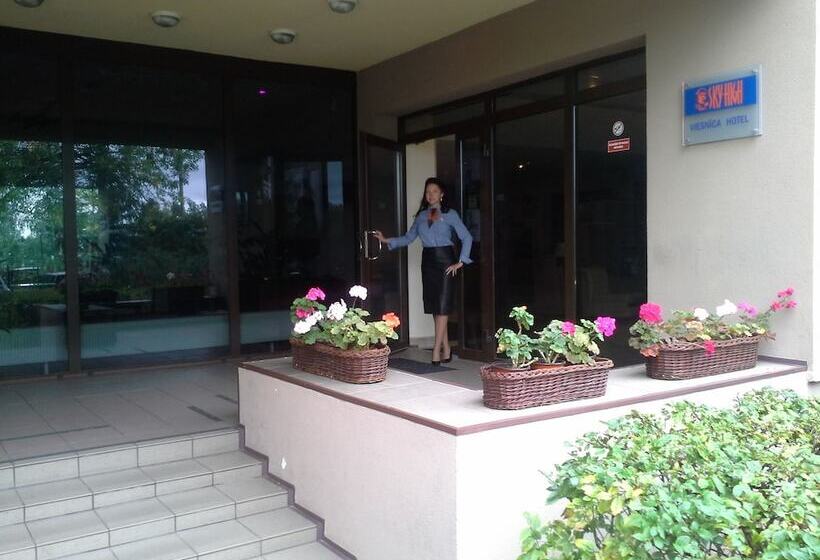 Sky High Hotel Airport 200 Meters From The Terminal