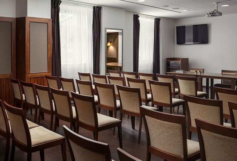 בית מלון כפרי Harvey Spa