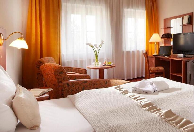 בית מלון כפרי Spa Resort Pawlik Aquaforum