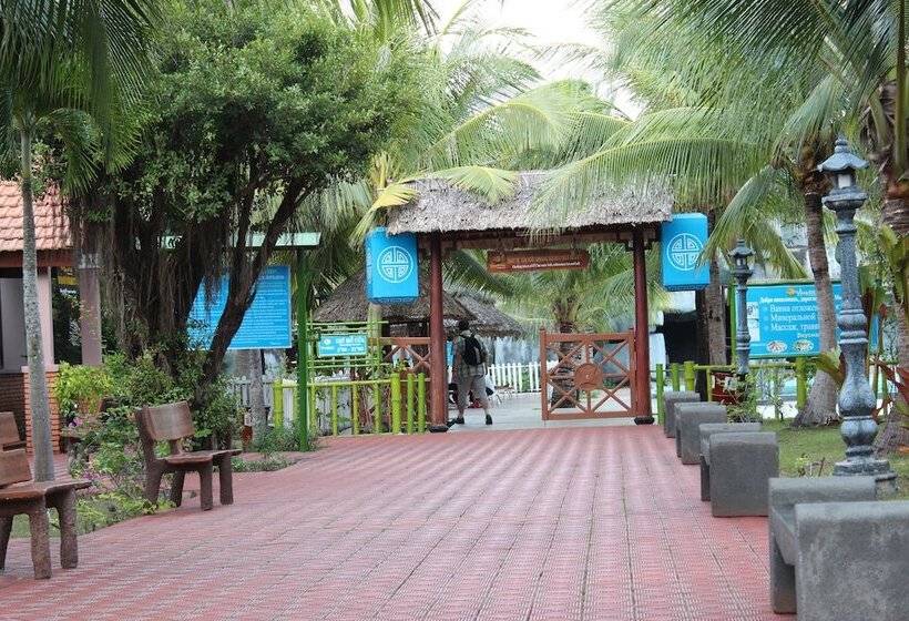 هتل The Cliff Resort & Residences