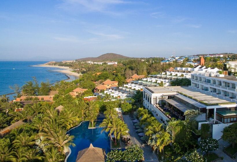 هتل The Cliff Resort & Residences