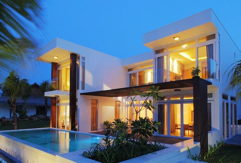 هتل The Cliff Resort & Residences