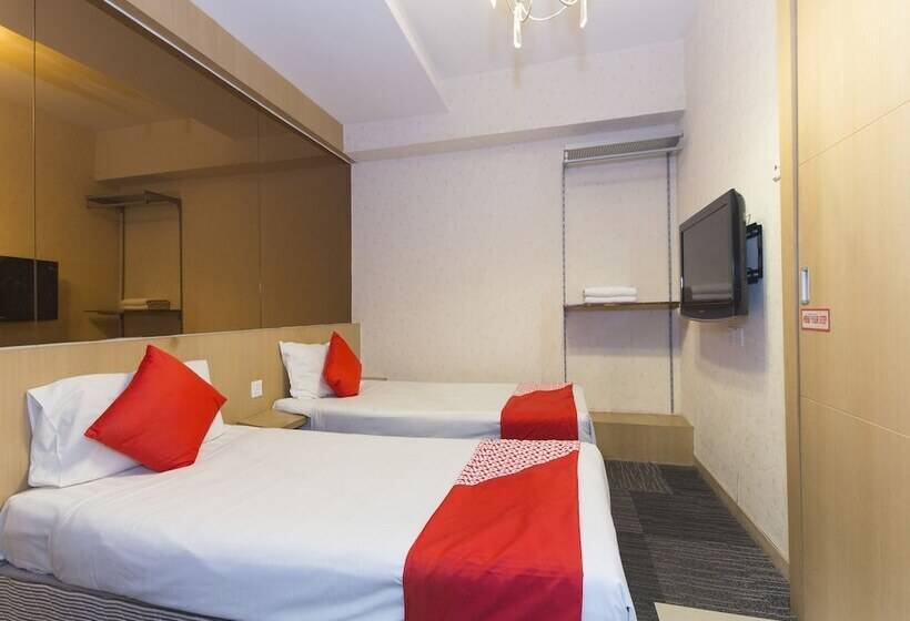 فندق The Crown Borneo