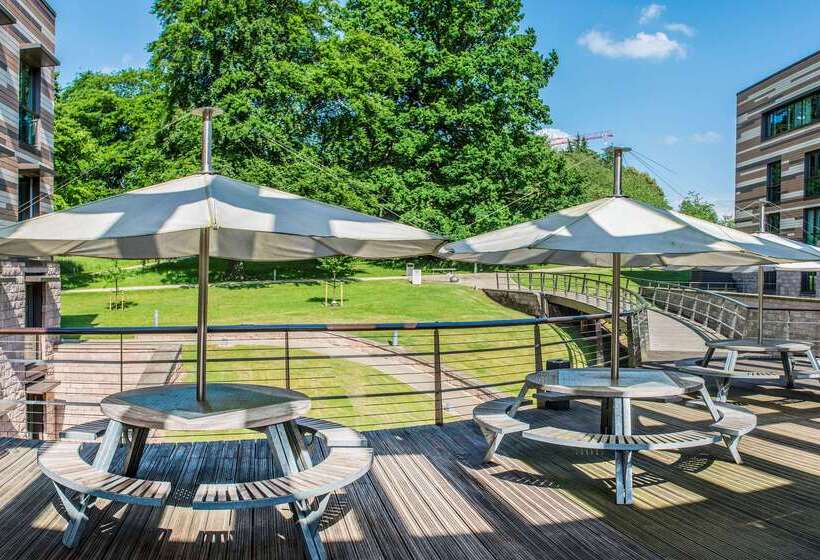 The Orchard Hotel & Restaurant