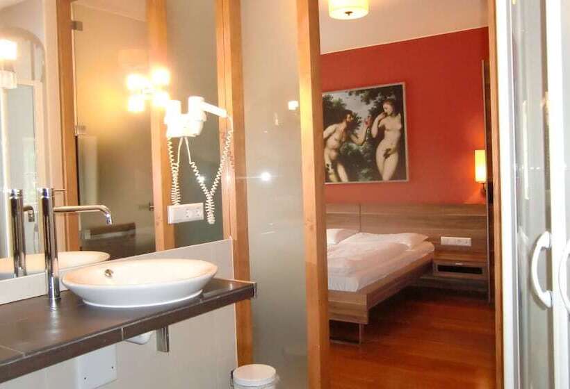 בית מלון כפרי Traube