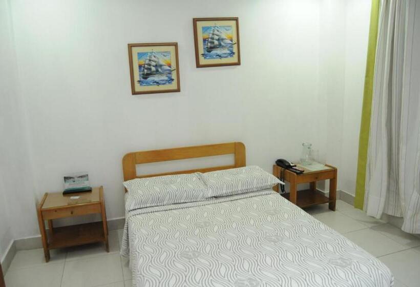 فندق Veleros Cartagena