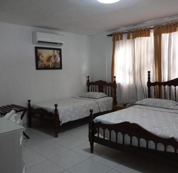 فندق Veleros Cartagena