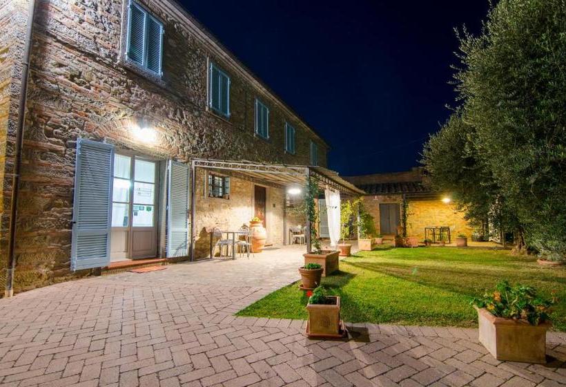 호텔 Fattoria Le Giare Agriturismo