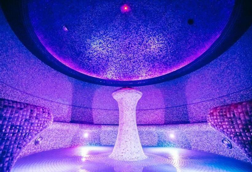 Отель Wellness Medical Spa Unitral