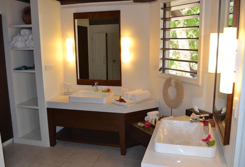 Отель Yasawa Island Resort