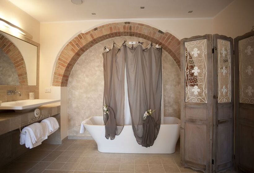 La Cianella   Adult Only