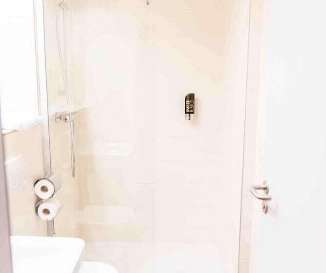 モーテル Serways Hotel Feucht Ost