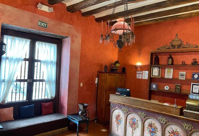 Nass Casa Del Aguila