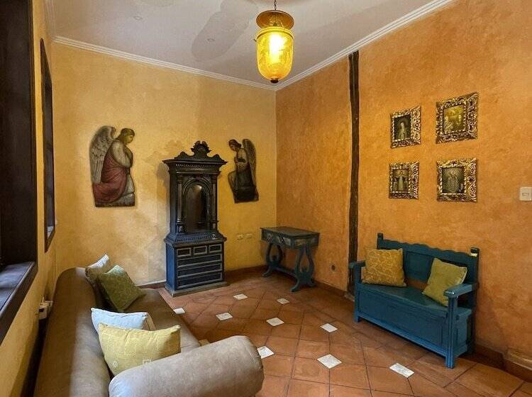 Nass Casa Del Aguila