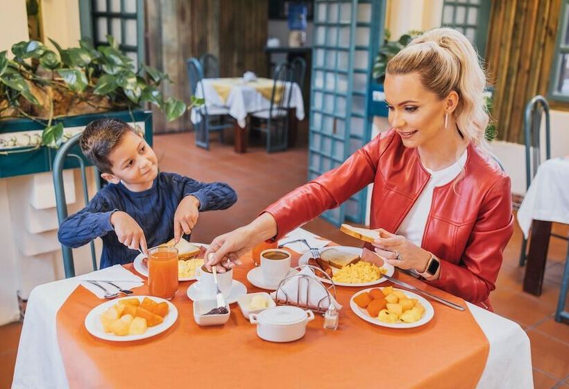 Nass Casa Del Aguila