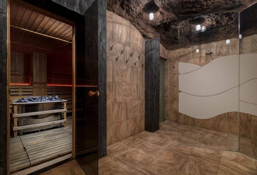 Odyssey Clubhotel Wellness & Spa Adults Only