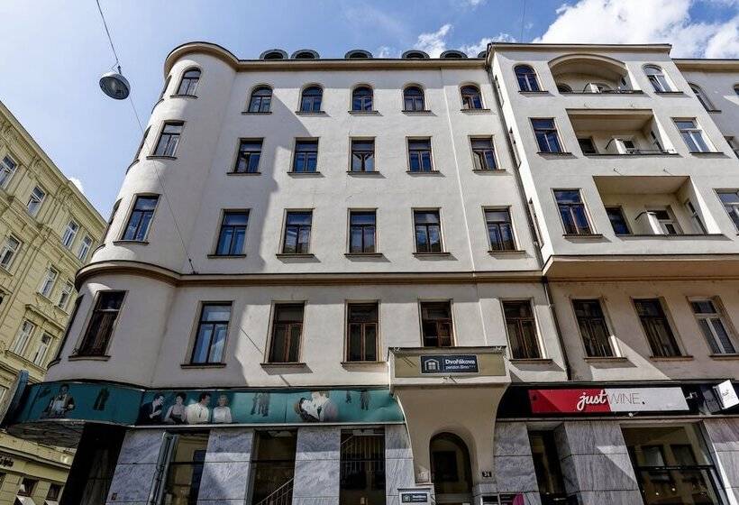 پانسیون Penzion Dvořákova