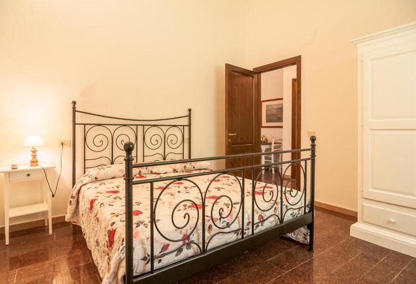 إقامة Agriturismo Oasi Torre Del Colle