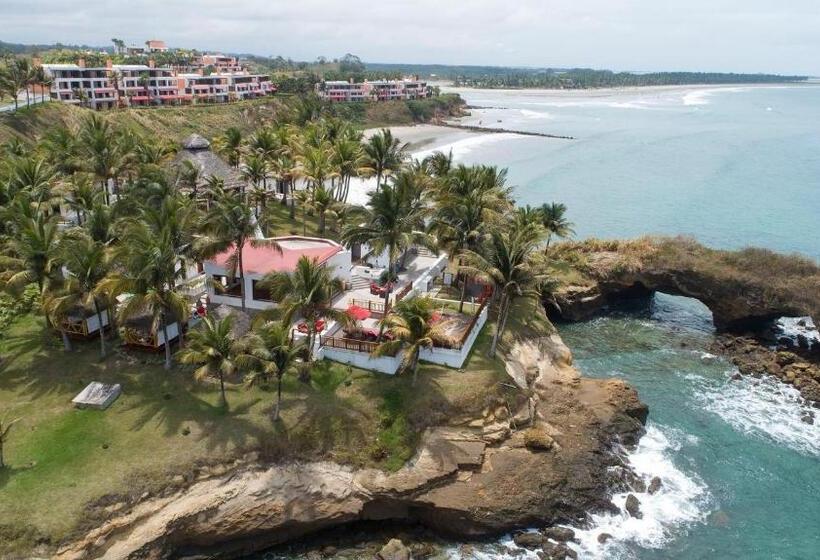 استراحتگاه Royal Decameron Mompiche   All Inclusive