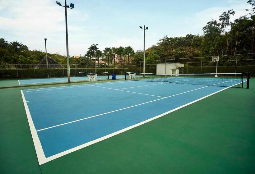 استراحتگاه Royal Decameron Mompiche   All Inclusive