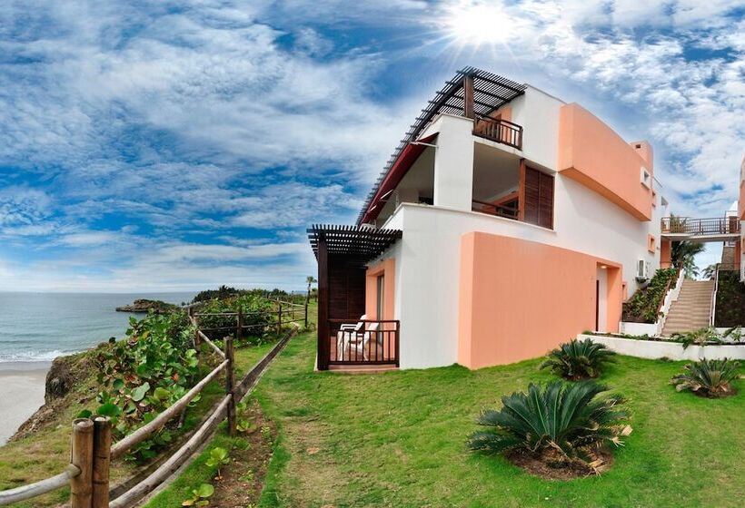 استراحتگاه Royal Decameron Mompiche   All Inclusive