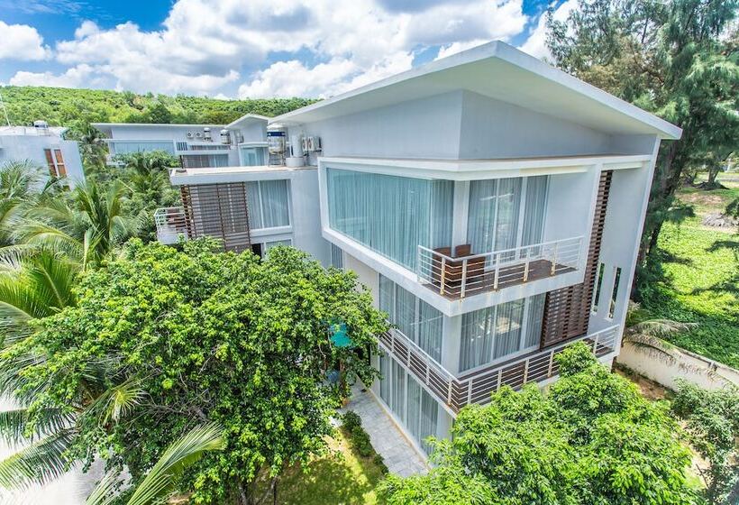 Villa Del Sol Beach Resort & Spa