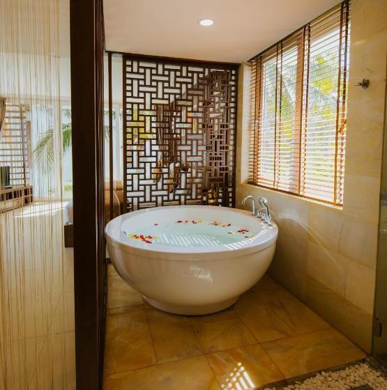 Villa Del Sol Beach Resort & Spa