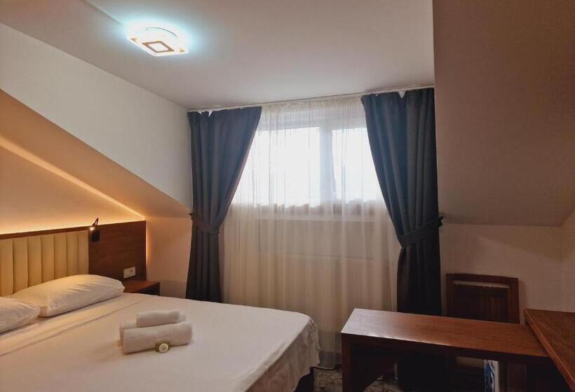 مبيت وإفطار Stay Inn Rediu