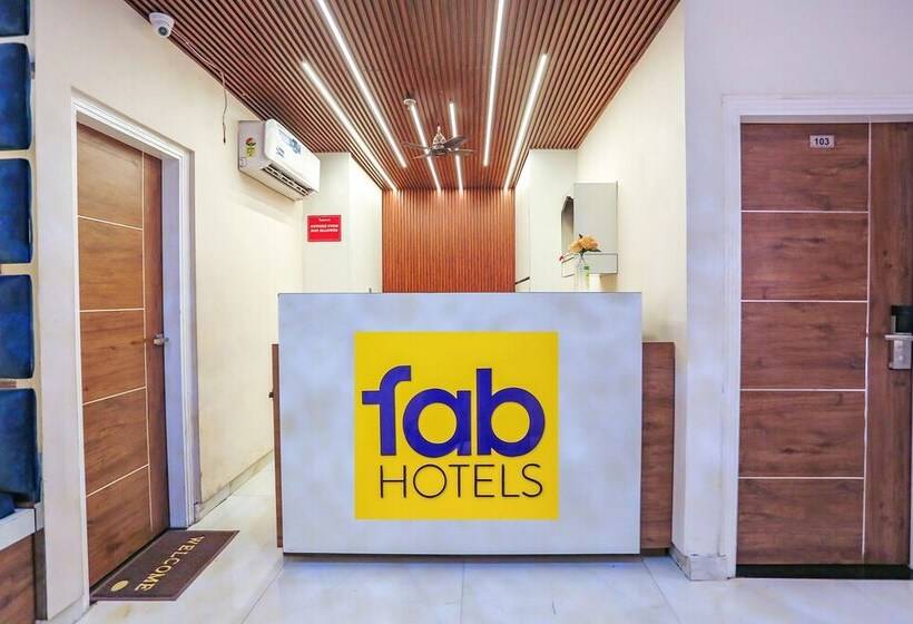 Fabhotel Kings Inn