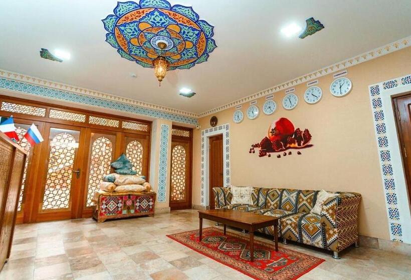 فندق Anor