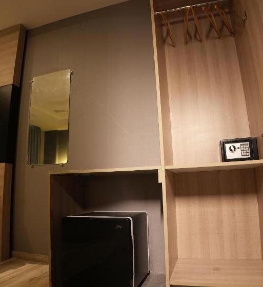 Отель Ocean Vista Bay