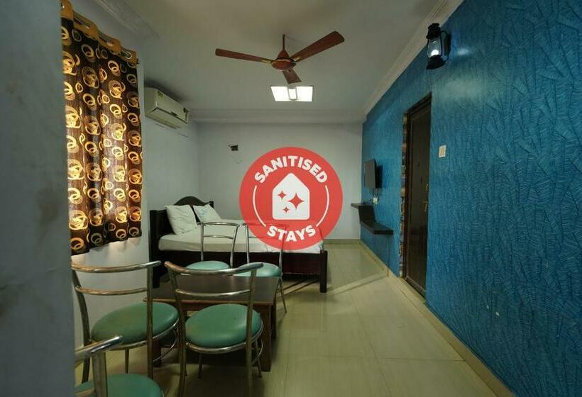 בית מלון כפרי Oyo 86229 S V Convention