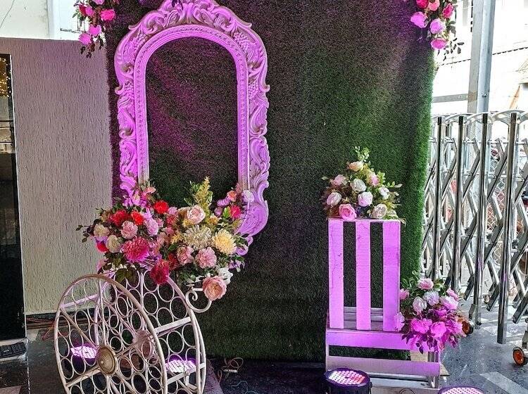 ホテル The Adventure Luxury