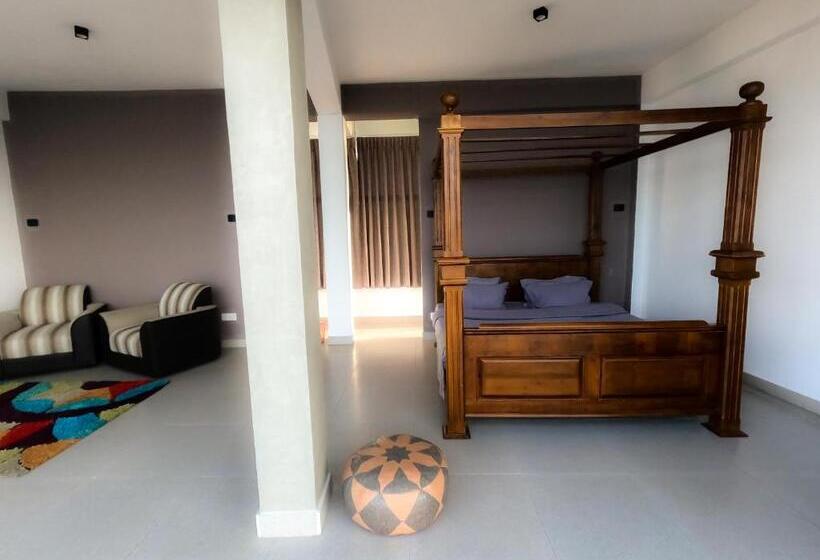 بنسيون Leisure Mount View