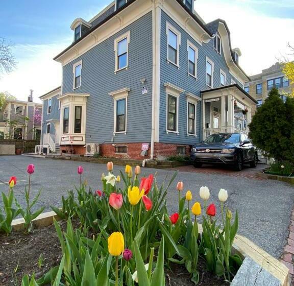 הוסטל Ginkgo House On Harvard