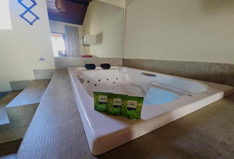 Auberge Hôtelière Pousada Lua Nova Charmosa   Chalés Com Hidro E Jacuzzi